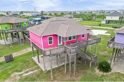 818 W Johnson Crawford Circle, Port Bolivar, TX 77650 - Photo 2