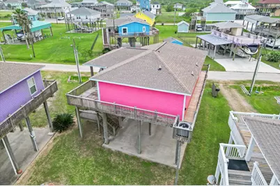 818 W Johnson Crawford Circle, Port Bolivar, TX 77650 - Photo 30