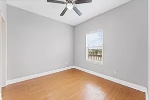 818 W Johnson Crawford Circle, Port Bolivar, TX 77650 - Photo 18