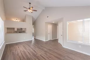 7522 Pepperbrook Dr, Houston, TX 77041 - Photo 4