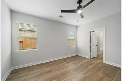 6015 Diamond Leaf Court, Conroe, TX 77304 - Photo 12