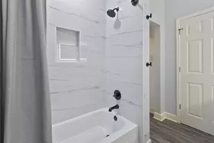 2711 Eagle St, Houston, TX 77004 - Photo 26