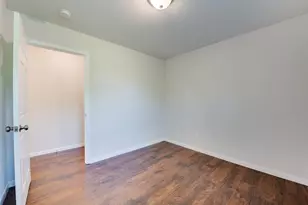5405 Groveton St, Houston, TX 77033 - Photo 20