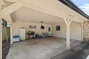 920 N Nellius St, Woodville, TX 75979 - Photo 34
