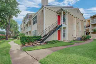 2750 Holly Hall St, Houston, TX 77054 - Photo 8