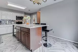 202 Old Bridge Lake, Houston, TX 77069 - Photo 8