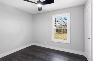 12707 Southbridge Rd, Houston, TX 77047 - Photo 16