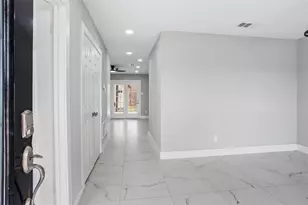 12707 Southbridge Rd, Houston, TX 77047 - Photo 4