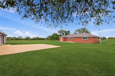 1250 Stockwell, Damon, TX 77430 - Photo 4