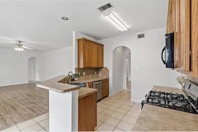 32014 Decker Oaks Drive, Pinehurst, TX 77362 - Photo 20