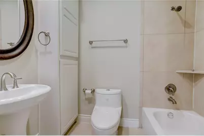 9133 Creekstone Lake Drive, Houston, TX 77054 - Photo 6