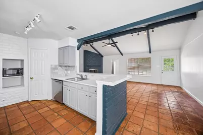 9006 Stone Brook Lane, Houston, TX 77040 - Photo 4