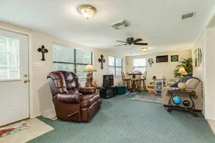 208 Lostracco St, Angleton, TX 77515 - Photo 12