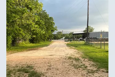 198 Riverside Drive, La Grange, TX 78945 - Photo 6