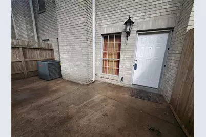 17473 Red Oak Drive #7473, Houston, TX 77090 - Photo 2