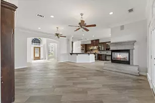 98 Victoria Dr W, Montgomery, TX 77356 - Photo 18
