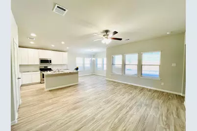934 Golden Willow Lane, Conroe, TX 77304 - Photo 6