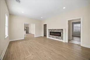 1109 Hays St, Houston, TX 77009 - Photo 2