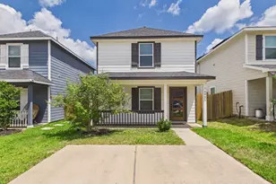 16923 Marie Vlg Dr, Conroe, TX 77306 - Photo 1