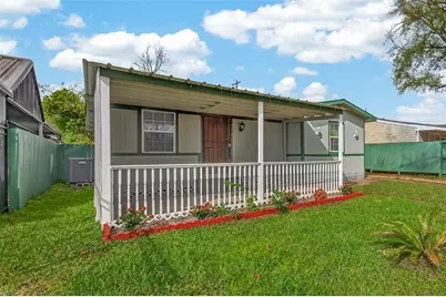 10141 Chadwick Street, Houston, TX 77029 - Photo 2