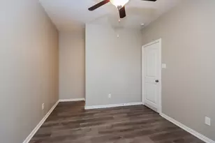 18914 Sorrento Pt Dr, New Caney, TX 77357 - Photo 14