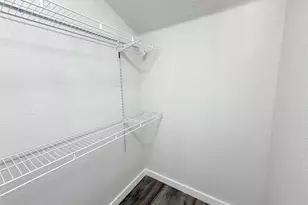 506 S Iowa St, La Porte, TX 77571 - Photo 8