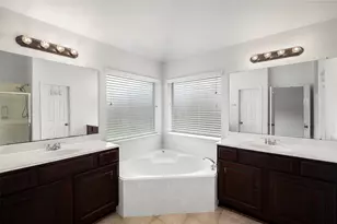 12807 Brook Arbor Ct, Pearland, TX 77584 - Photo 18