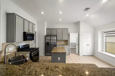 12807 Brook Arbor Court, Pearland, TX 77584 - Photo 8