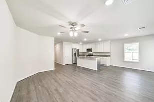 2 N Circlewood Glen, The Woodlands, TX 77381 - Photo 10