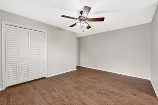 501 S Travis St, Deer Park, TX 77536 - Photo 10