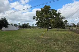 17011 Park St, Alvin, TX 77511 - Photo 6
