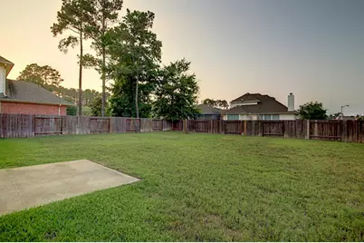2212 Valley View Crossing, Conroe, TX 77304 - Photo 10