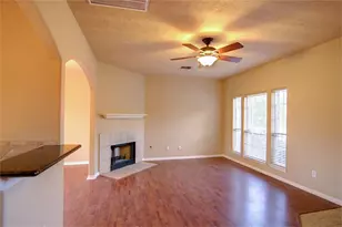 2212 Valley View Crossing, Conroe, TX 77304 - Photo 2