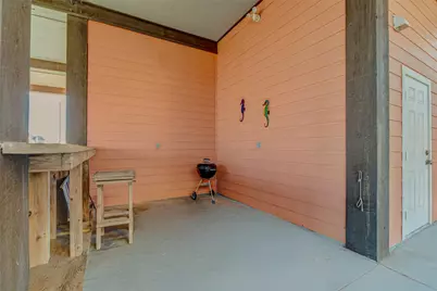 2691 Gillespie, Crystal Beach, TX 77650 - Photo 40