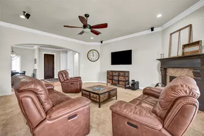 1016 Shady Oaks Drive, Angleton, TX 77515 - Photo 8