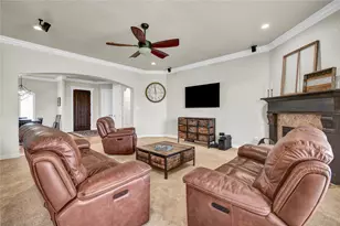 1016 Shady Oaks Dr, Angleton, TX 77515 - Photo 8