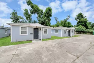 3914 Hoffman St, Houston, TX 77026 - Photo 2