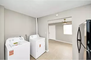 3914 Hoffman St, Houston, TX 77026 - Photo 16
