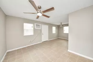3914 Hoffman St, Houston, TX 77026 - Photo 10