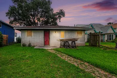 10518 Ocean Drive, Beach City, TX 77523 - Photo 1