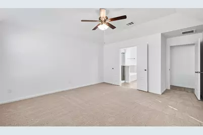 2118 Spring Hollow Dr Drive, Baytown, TX 77521 - Photo 28