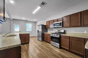 10311 Urban Oak Trl, Houston, TX 77044 - Photo 6