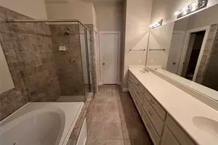 2710 Hullsmith Dr, Houston, TX 77063 - Photo 10
