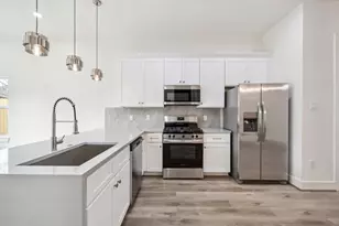 7980 Angus St, Houston, TX 77028 - Photo 2