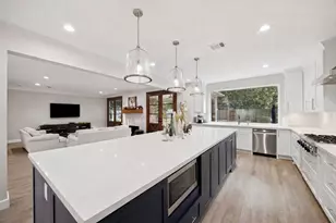 3111 E Hickory Park Cir, Sugar Land, TX 77479 - Photo 12