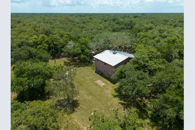 5641 County Road 14, Hallettsville, TX 77964 - Photo 10