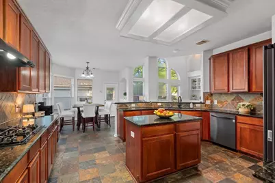 6507 Quiet Pointe Drive, Spring, TX 77389 - Photo 10