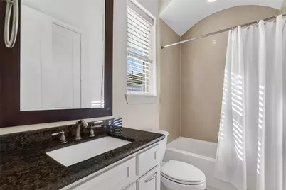 705 Delano Street, Houston, TX 77003 - Photo 34