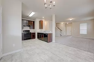 10118 MARIPOSA GREEN CT, Houston, TX 77044 - Photo 6