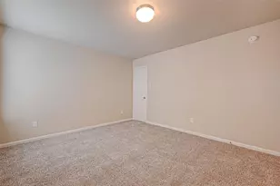 10118 MARIPOSA GREEN CT, Houston, TX 77044 - Photo 12